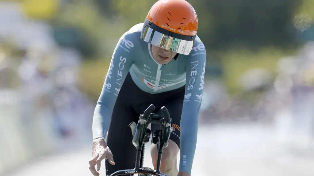 Arensman annoyed after starting his time trial late: 'It's my own responsibility'