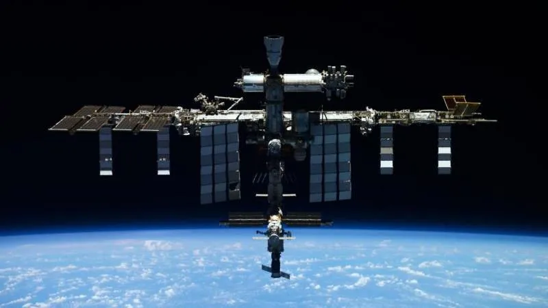 Roscosmos and NASA Agree to Extend ISS Operations Through 2030