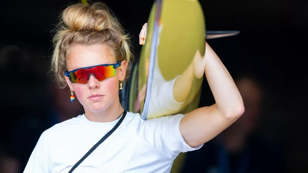 Headstrong Florijn Faces Titan Battle to Reclaim Her Rowing Throne