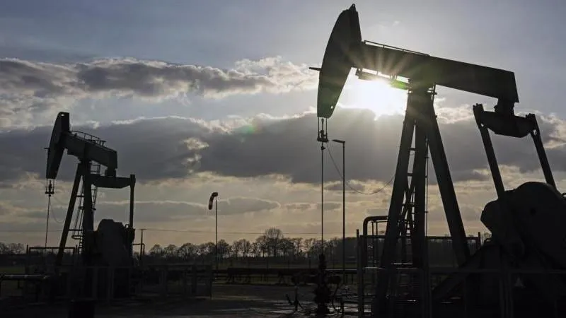 Brent oil rises above $92 for first time since August 25