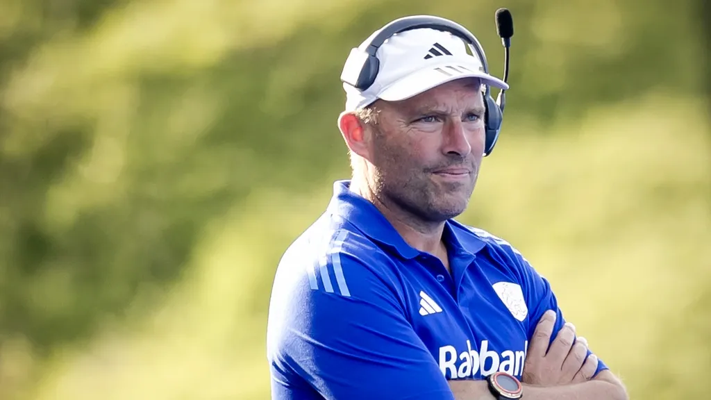 Hockey coach Delmée mostly sticks with Olympic gold squad for World Cup