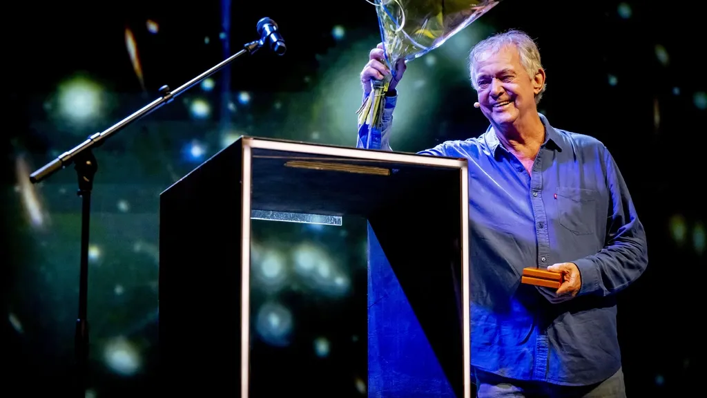 Harrie Jekkers concludes career with final performance; designated honorary citizen of The Hague