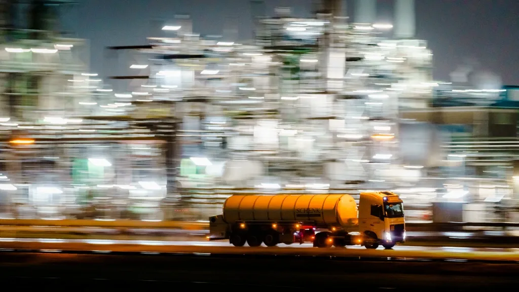 Shell posts another towering quarterly profit — three times last year’s figure