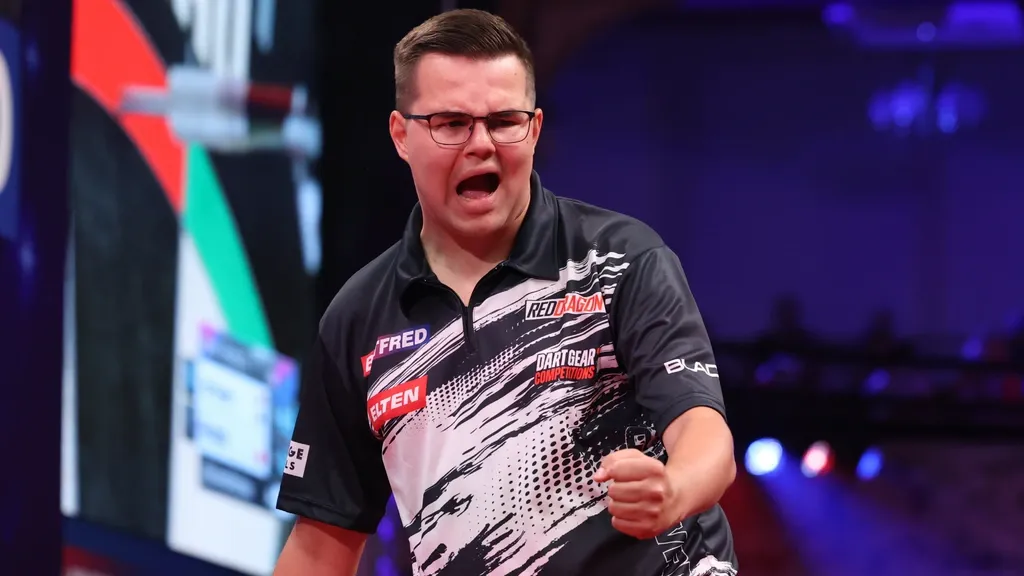 Van Veen squeezes past Nijman in dart thriller; Menzies unwell with high blood pressure